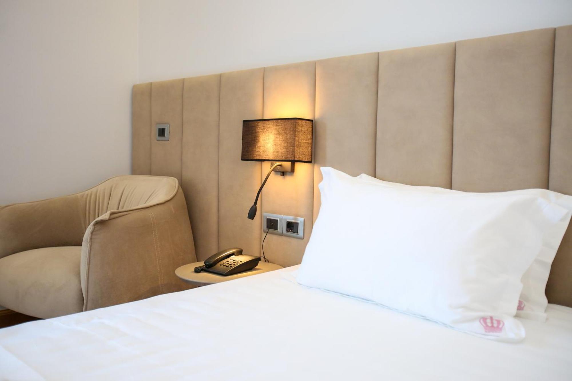 Hotel Imperial Kanine Habitación foto